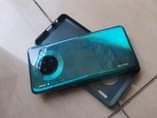 A picture of huawei mate 30