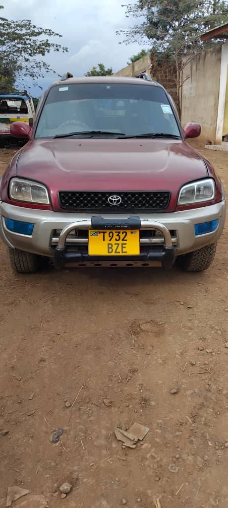 A picture of TOYOTA RAV4 SHORT CHASIS