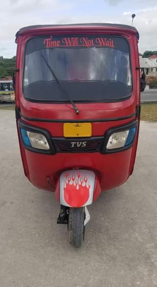 A picture of Tvs king