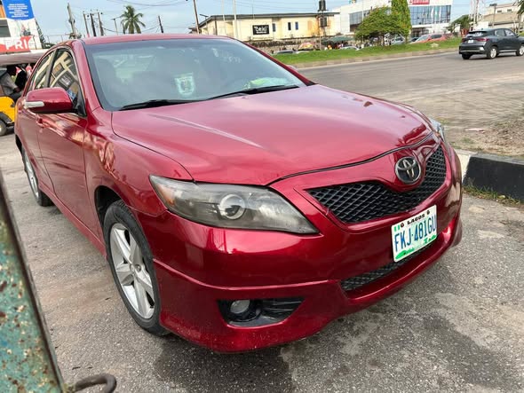 A picture of Toyota Camry 2011