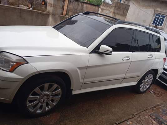 A picture of Highest grade GLK 4MATIC 350 2012 11 model Everything is