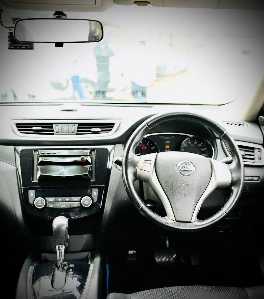 A picture of Nissan X Trail 2014 UGX 53 000 000 Call or
