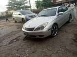 A picture of Lexus es330