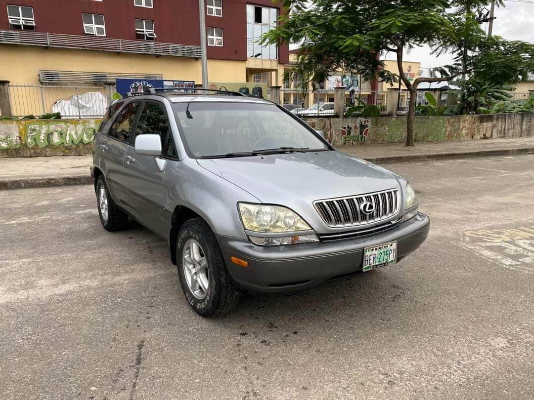 A picture of BELGIUM GRADE 2003 LEXUS RX300 SELLING FOR 3 8Mill ONLY