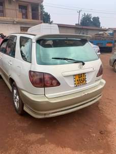 A picture of 2000 Toyota Harrier Good condition