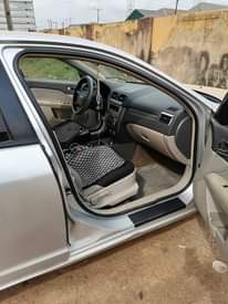 A picture of FORD FUSION 2011