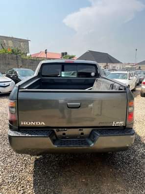 A picture of Brand Honda Model Ridgeline Year 2008 First body A C
