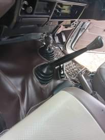 A picture of Toyota Landcruiser Hardtop Ihz Full ac Dashbord ndogo Inauzwa Bei