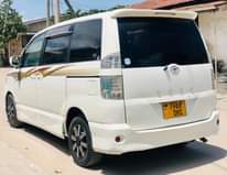 A picture of TOYOTA NOAH BEI MILION 6 3