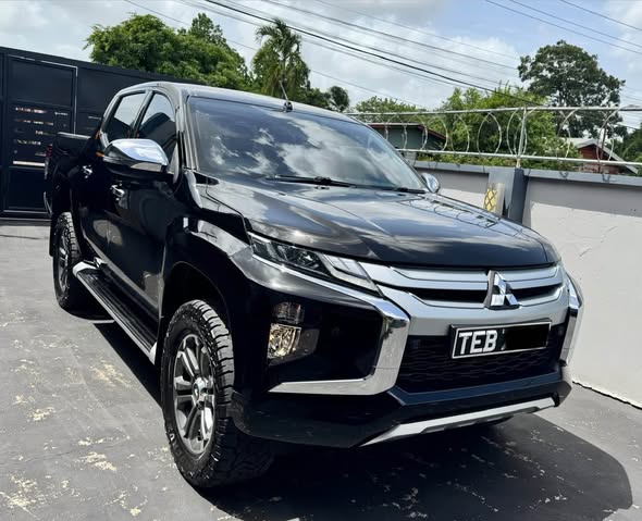 mitsubishi sportero