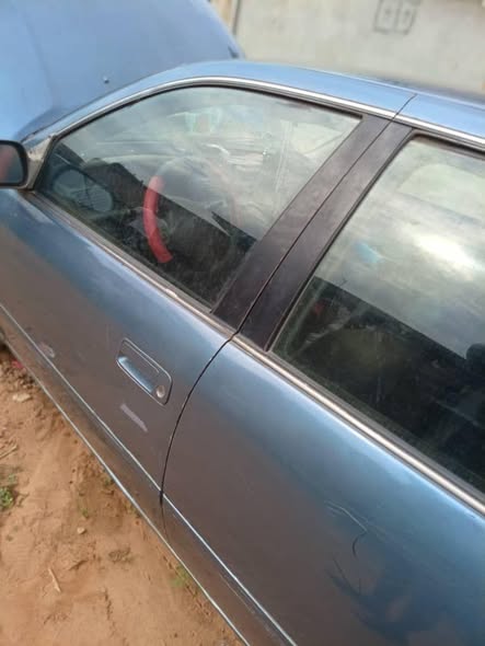 A picture of Toyota Camry drop light