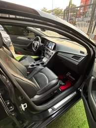 A picture of Unregistered Hyundai sonata 2015 Limited Turbo Keyless panoramic rooftop android