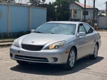 A picture of Registered Lexus es330