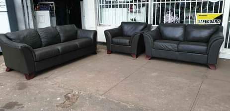 classifieds/furniture sofas