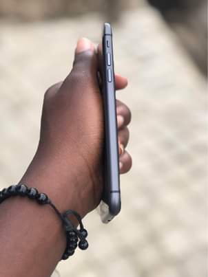 A picture of Iphone 11 plain