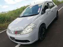used nissan tiida