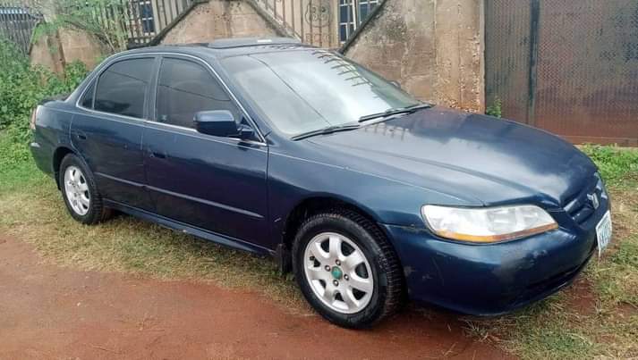 A picture of 2000 Honda Accord