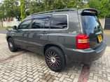A picture of TOYOTA KLUGER FORSALE