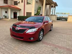 A picture of SUPER CLEAN PRE OWNED TOYOTA CAMRY SE PURELY FIRST BODY