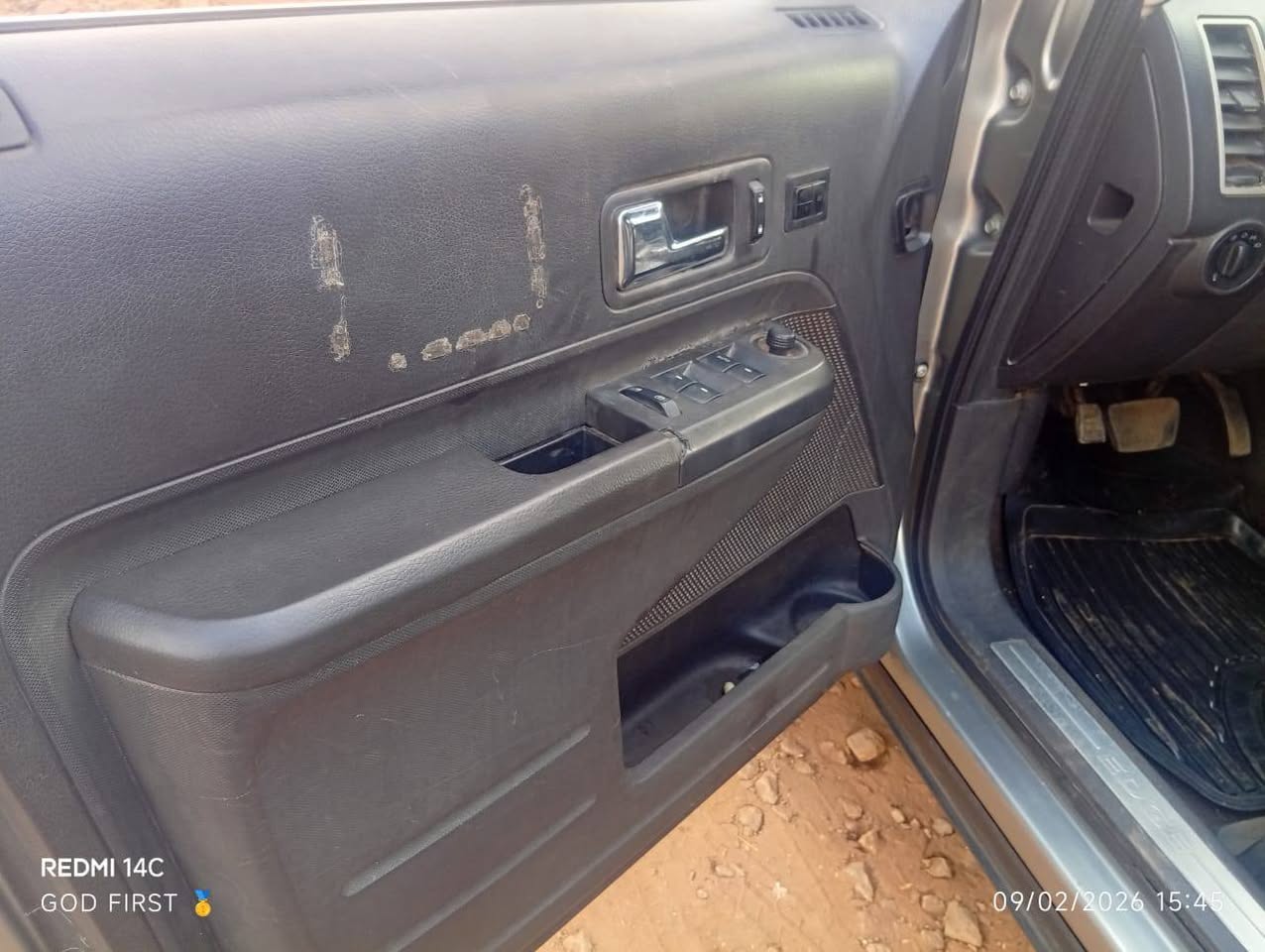 A picture of Distress sale ford edge 2008 in excellent condition