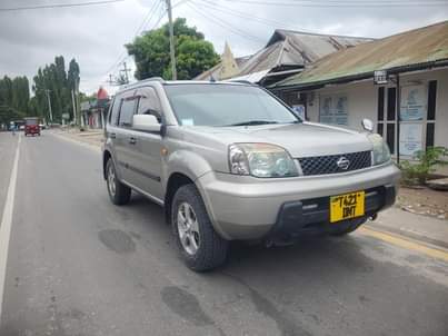 A picture of Nissan xtrail full document engine T30 CC 1990