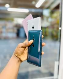 A picture of Sony xz2 gb64 ram4