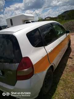 A picture of Honda fit old shape