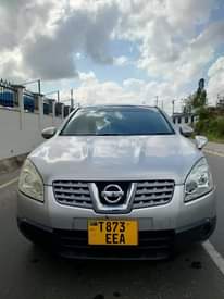 A picture of Nissan Duals full Ac bado Mpyaa kabisa ipo Kurasin DAR