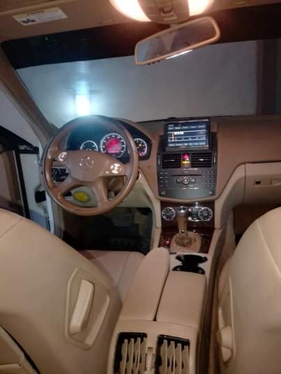 A picture of Mercedes Benz C300 Car 09 formatic
