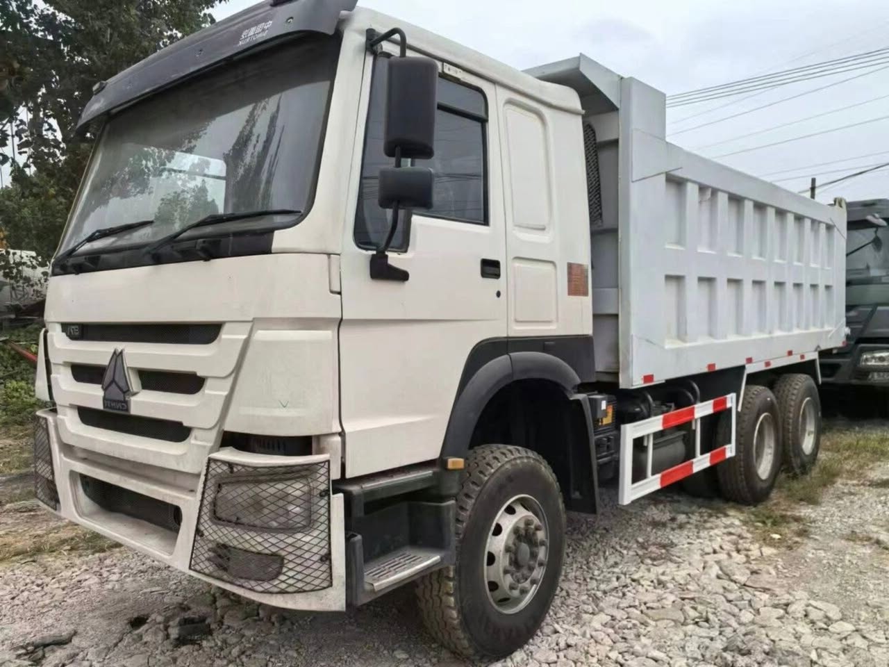trucks