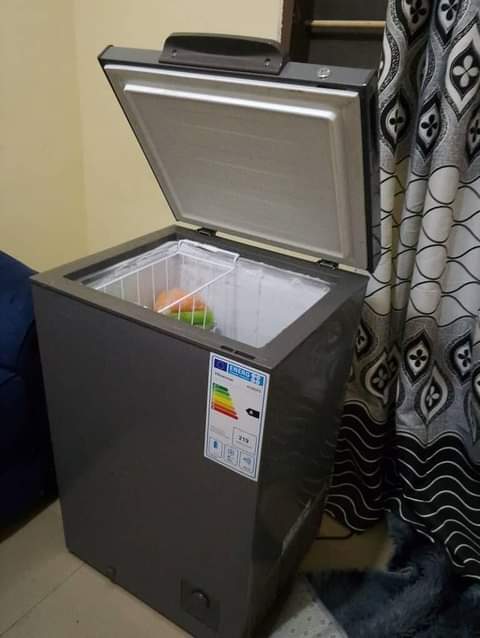 A picture of FREEZER jipya 380000