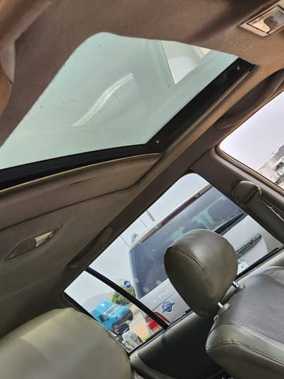 A picture of EXTREMELY SOUND PRE OWNED 2004 TOYOTA HIGHLANDER SMOOTH DRIVE UNTEMPERED