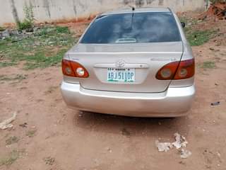 A picture of 2006 Corolla with everything working perfectly going for just 3