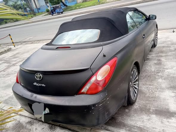 A picture of Toyota Solara with V6 Engine