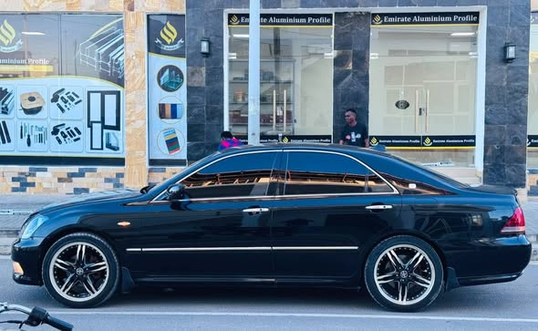A picture of TOYOTA CROWN ATHLETE FOR SALE