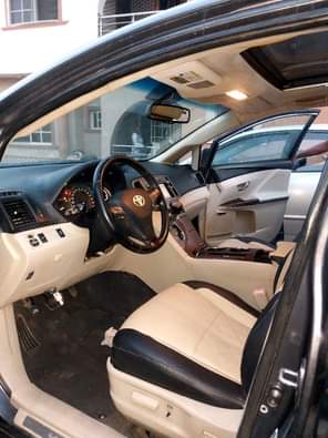 A picture of Full Toks standard extremely neat Toyota Venza 2010 Nigeria used