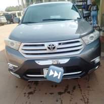 A picture of 2013 Toyota highlander Location Asaba Price 9m