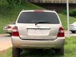 A picture of Nigerian used Toyota Highlander 2007 Model 4Plug Engine First Body
