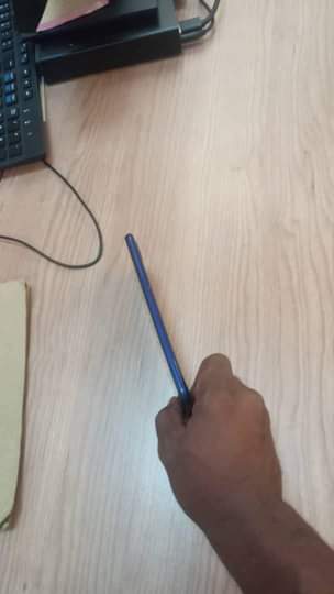 A picture of nauza simu aina ya Samsung