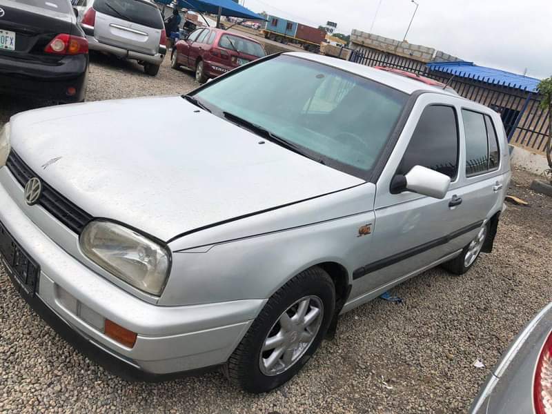 A picture of Fastest finger A super clean used Golf 3 saloon with