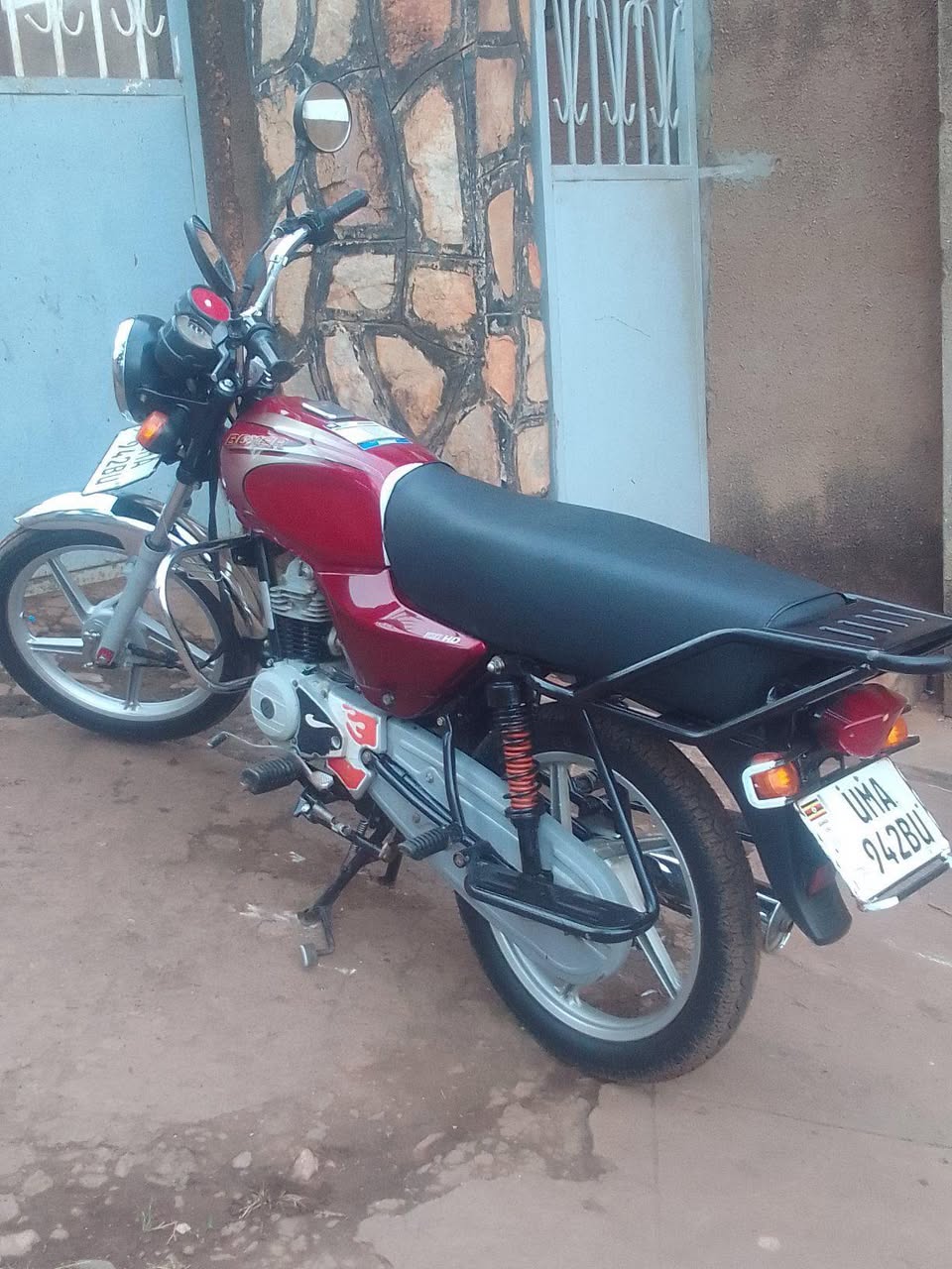 A picture of A bajaj boxer