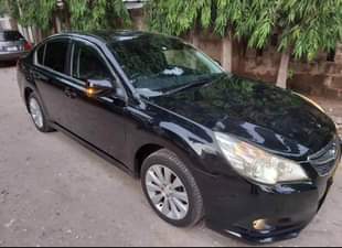 A picture of Subaru legacy 2010