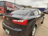 A picture of Kia Rio 2012