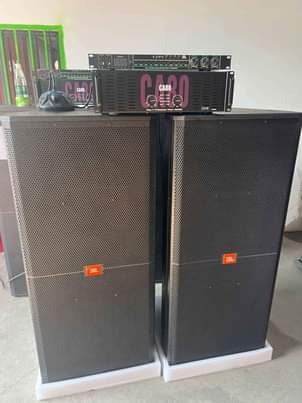 speakers