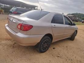 A picture of Toyota Corolla 2004