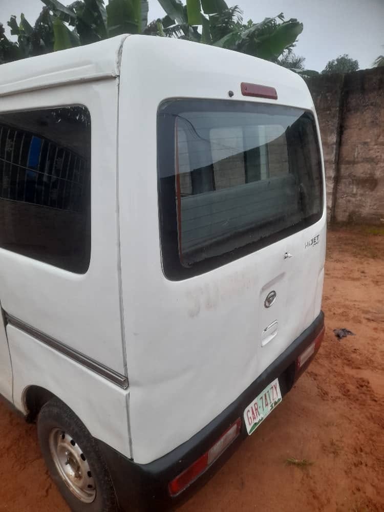 A picture of Mini Bus Hijet