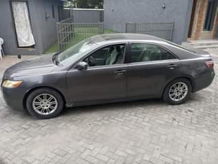 A picture of Dealer market 2008 Toyota Camry muscle pure first body untempered