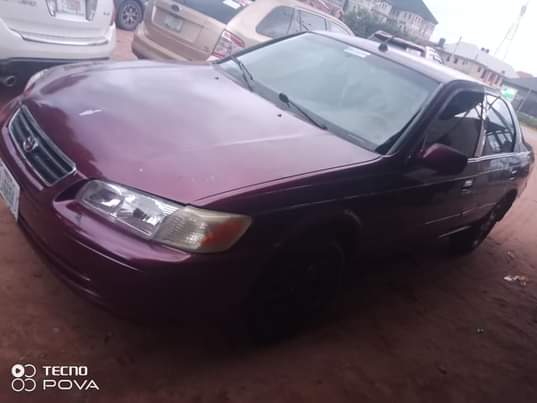 A picture of Toyota Camry 02