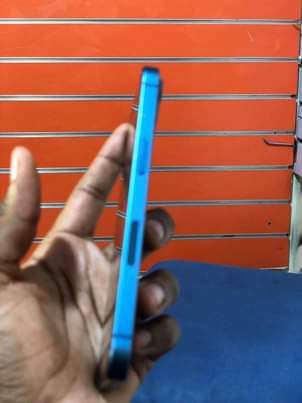 A picture of I phone 13plan