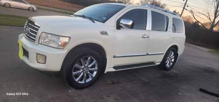 A picture of 2008 Infiniti QX56